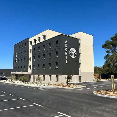 Adonis Le Castellet Hotel 3*