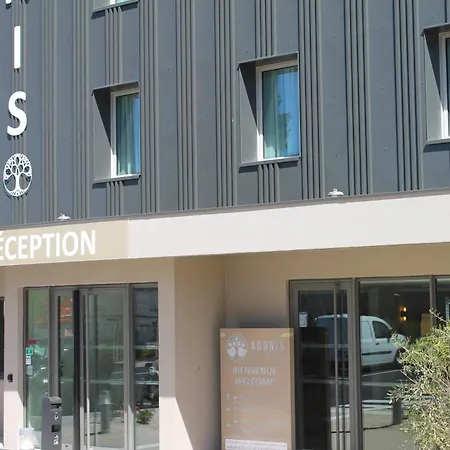 Adonis Le Castellet 3* Signes