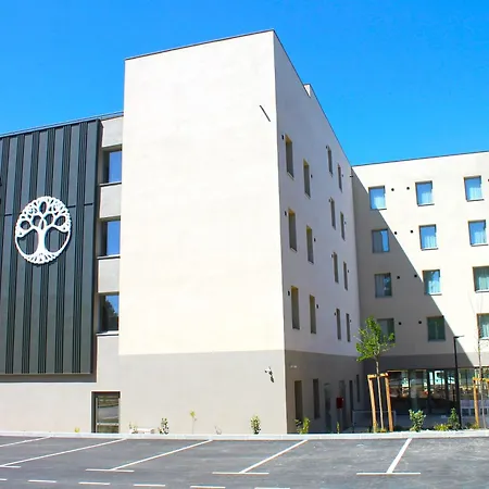 Hotel Adonis Le Castellet 3*