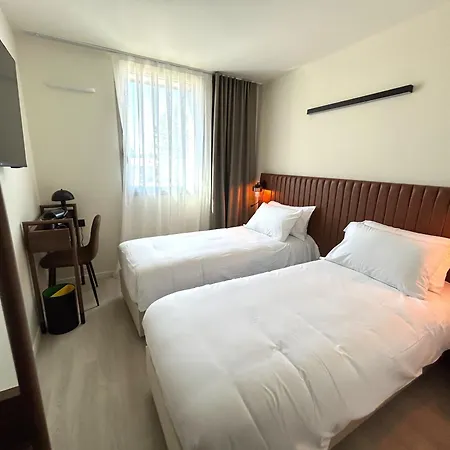 Adonis Le Castellet Hotel Signes